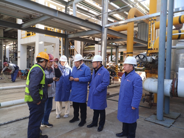 現(xiàn)場(chǎng) 現(xiàn)場(chǎng)