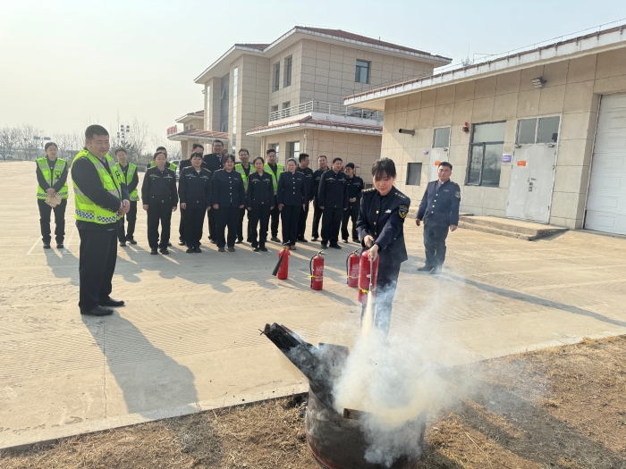 fc997528b38911f9f68f270471d7074