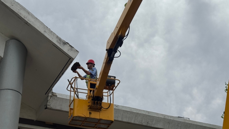 C:\Users\Administrator\Desktop\京哈北線分公司指揮調(diào)度中心高效完成辦公樓高空墜物隱患應(yīng)急處置\11